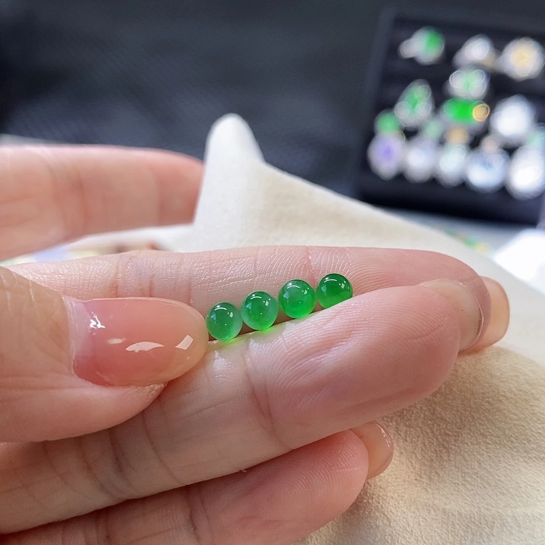 翡翠把件未镶嵌单珠