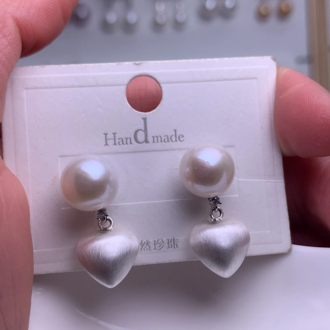 未镶嵌耳饰淡水珍珠