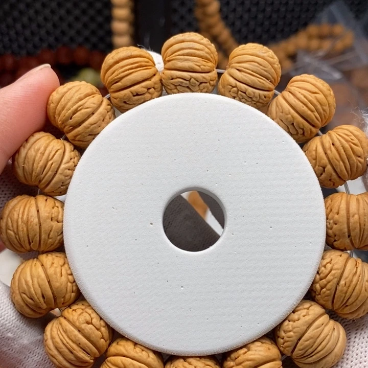 文玩核桃手串铁扇公主桃核