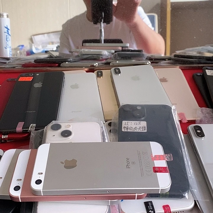 9新苹果se32g性能小钢炮一代se