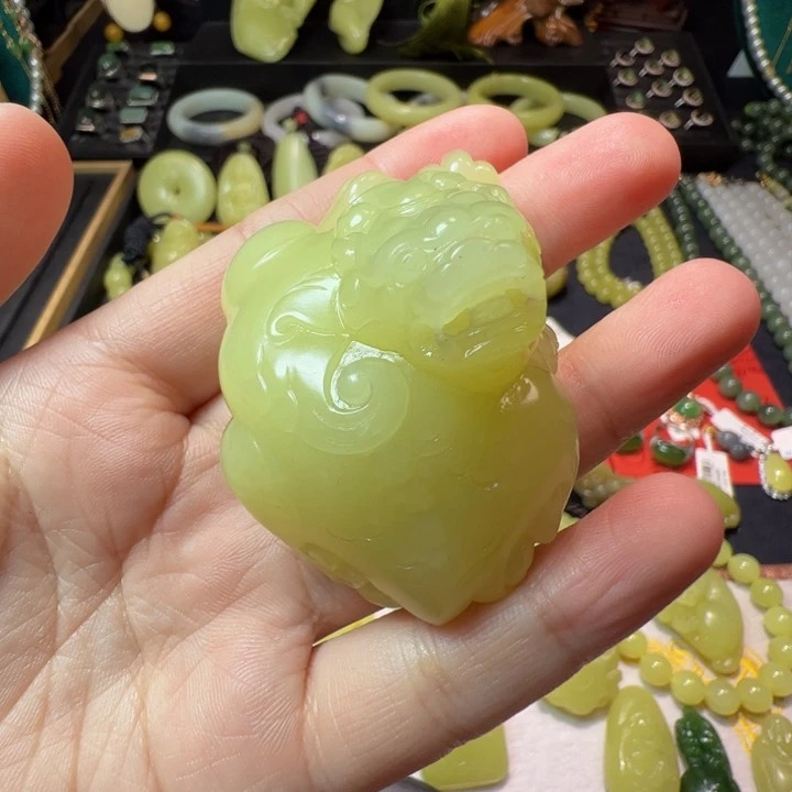 和田玉（黄玉）颈饰未镶嵌