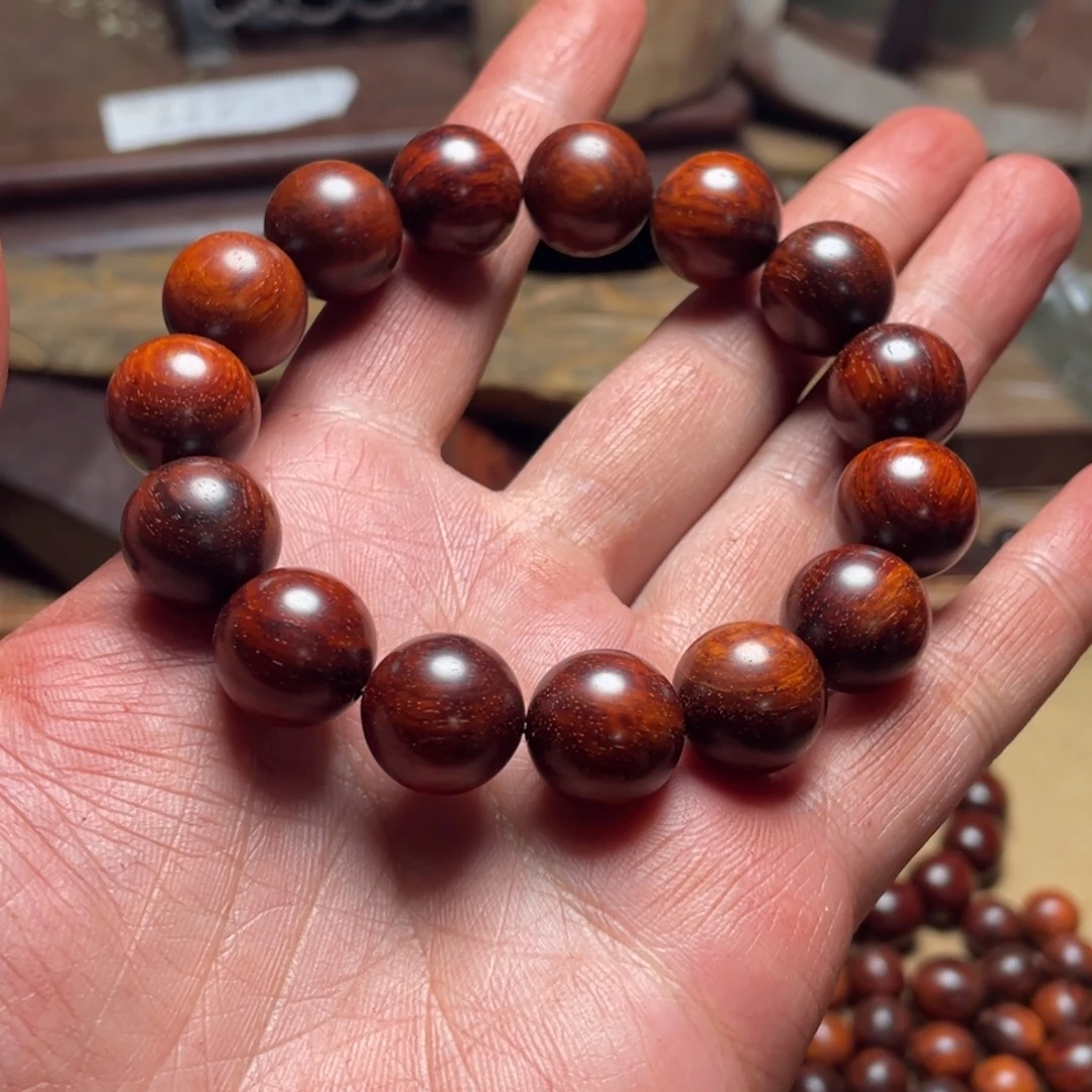 明***天檀香紫檀（小叶紫檀）