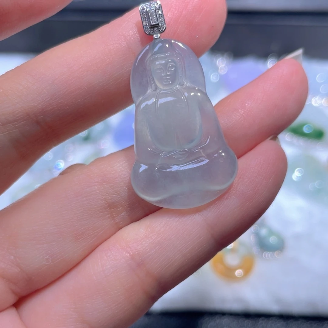 翡翠18K金镶嵌颈饰翡翠