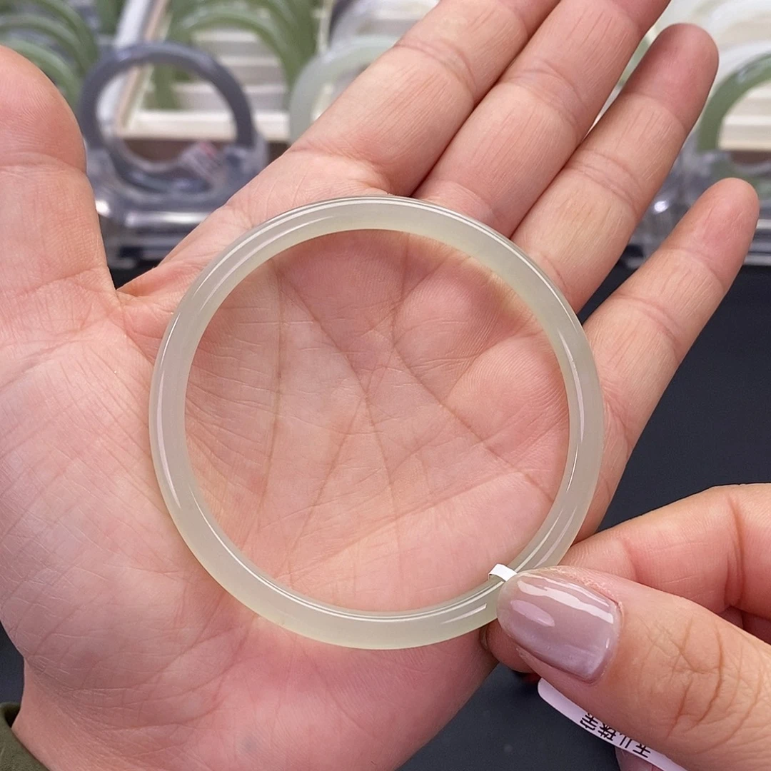 和田玉未镶嵌手镯58.59