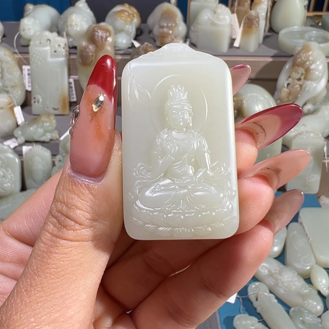 忆***杰和田玉（糖玉）未镶嵌颈饰