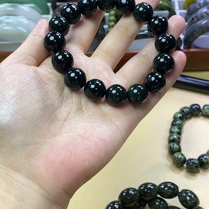 未镶嵌蛇纹石玉卡14