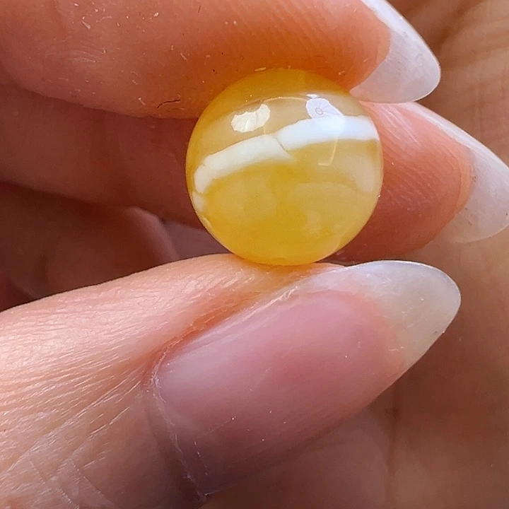 未镶嵌蜜蜡珠宝奇石