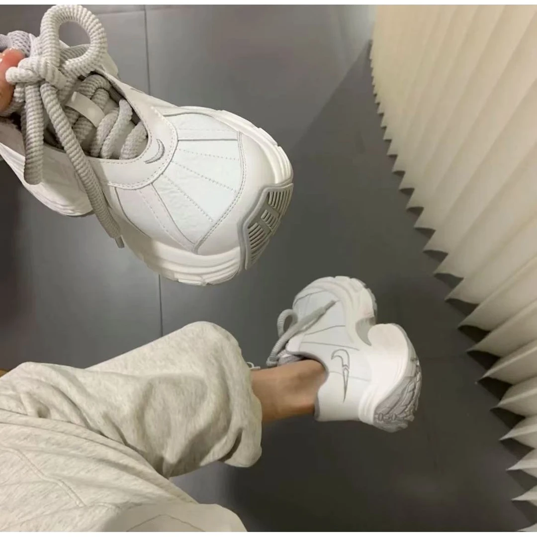 【QUE】月牙刺绣~厚底增高6cm老爹鞋学院百搭松糕底系带休闲运动鞋