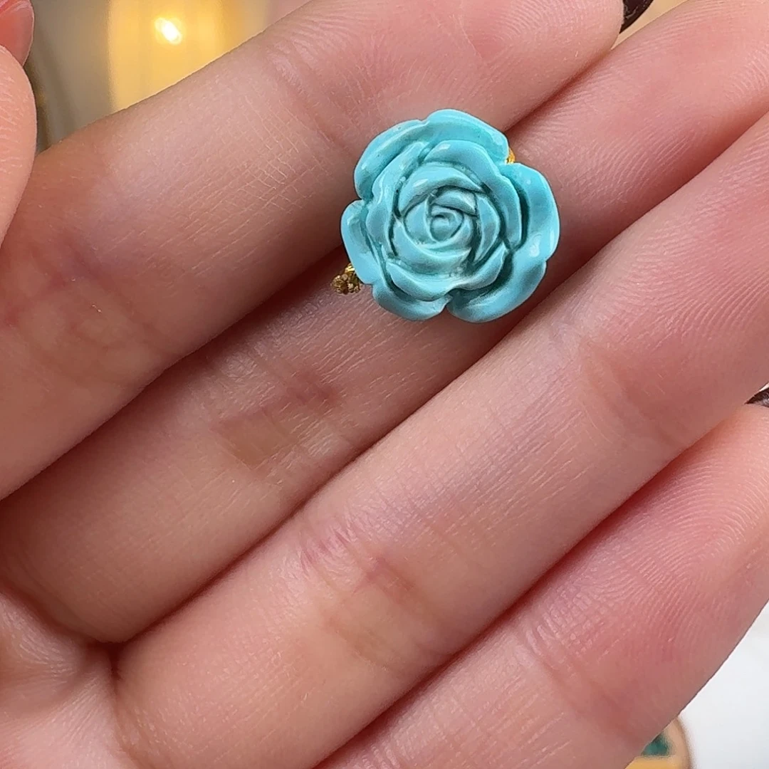 绿松石未镶嵌挂件