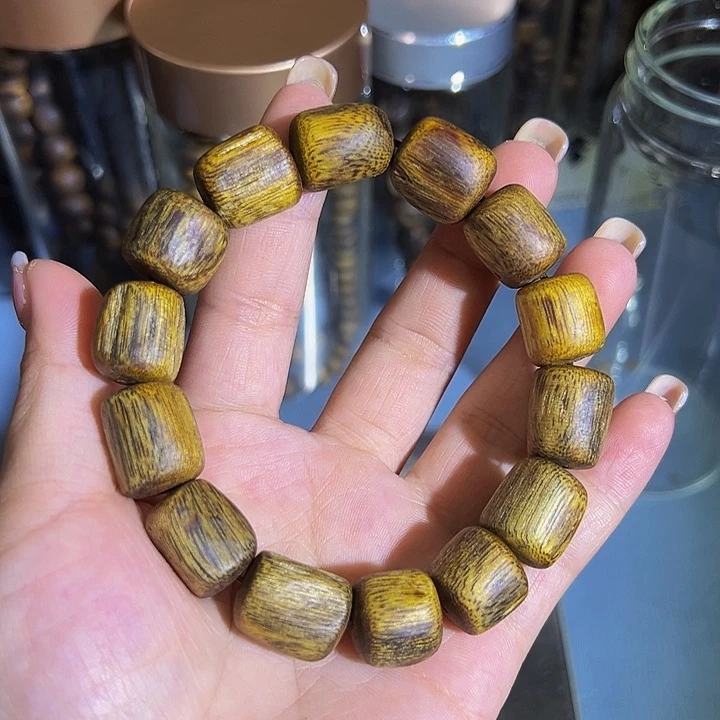 沉香手串九九沉树心油单圈白棋181.3