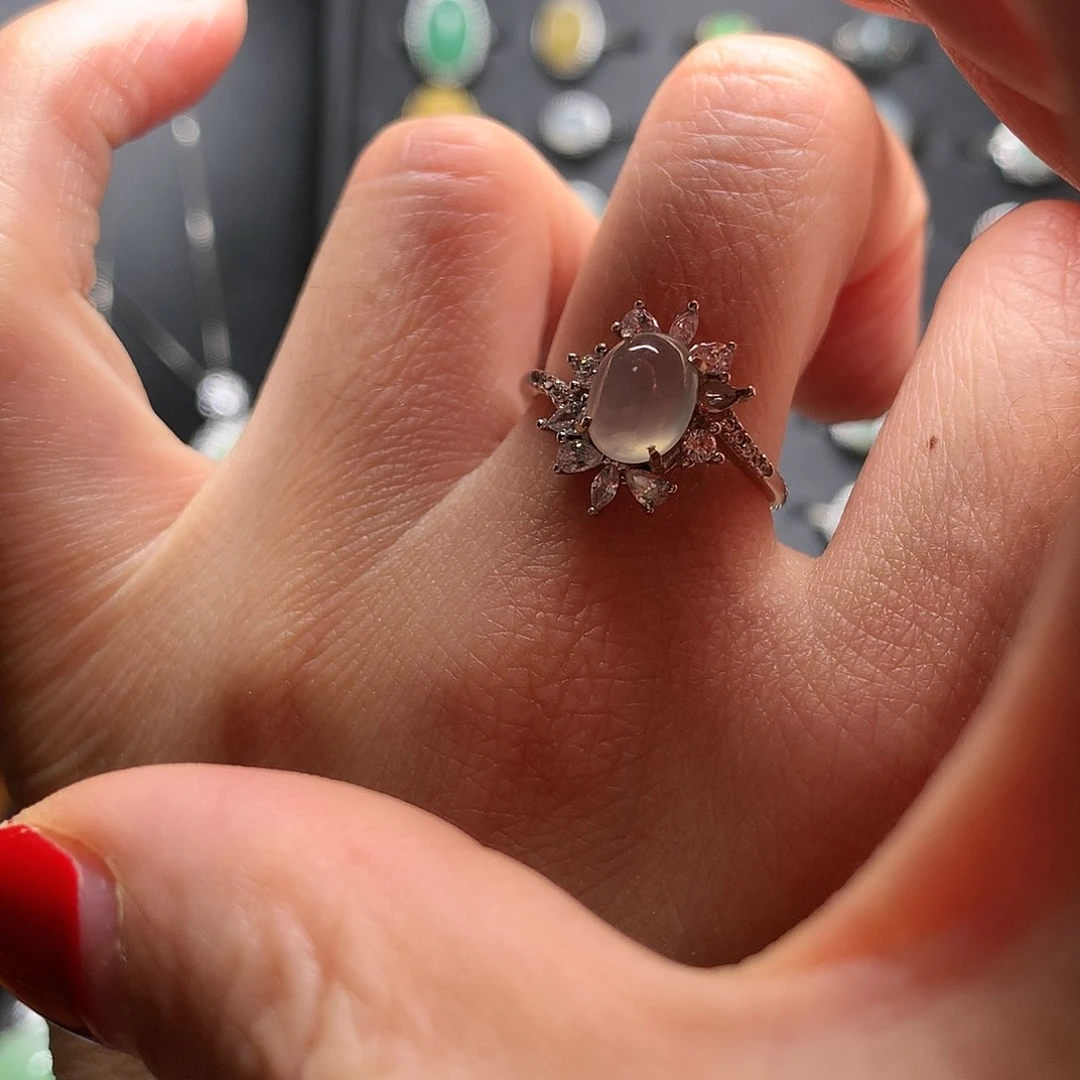 翡翠颈饰银S925镶嵌戒指