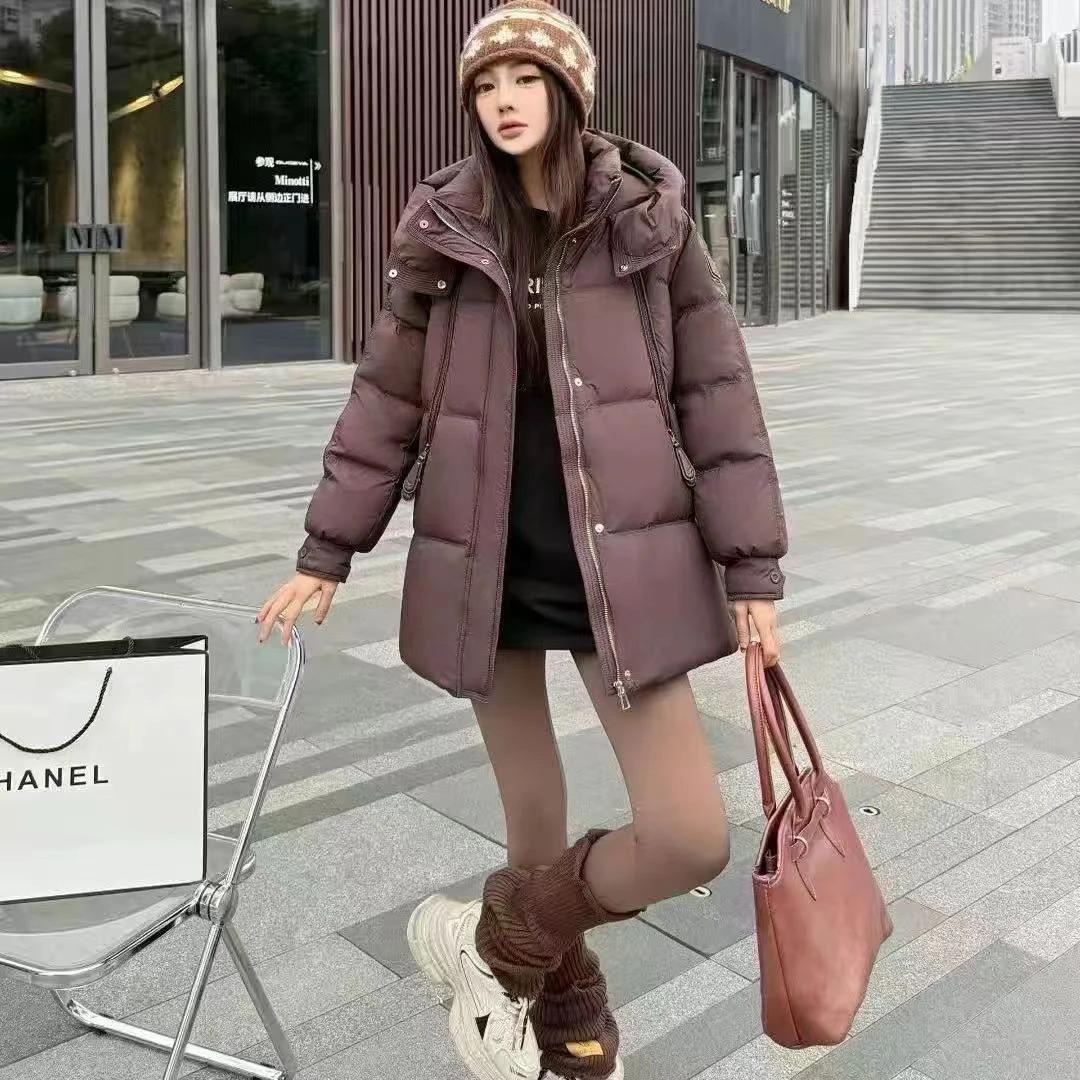 女式宽松新款时尚保暖国标白鸭绒羽绒服服上市热销中