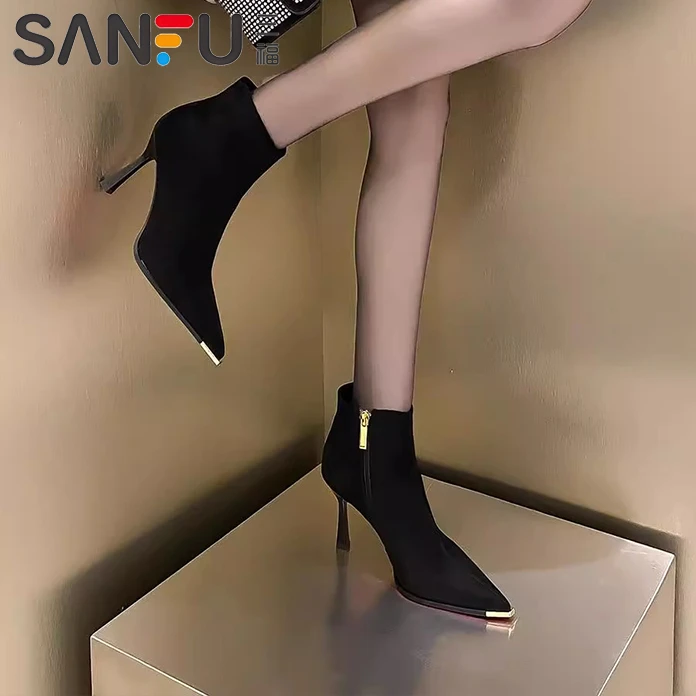 三福时装靴女黑色绒面尖头防踢头高跟细跟弹力短靴气质侧拉链靴子