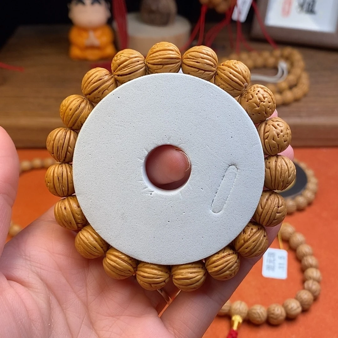 桃核手串玄武13.5s （尺寸误差0.5之间）