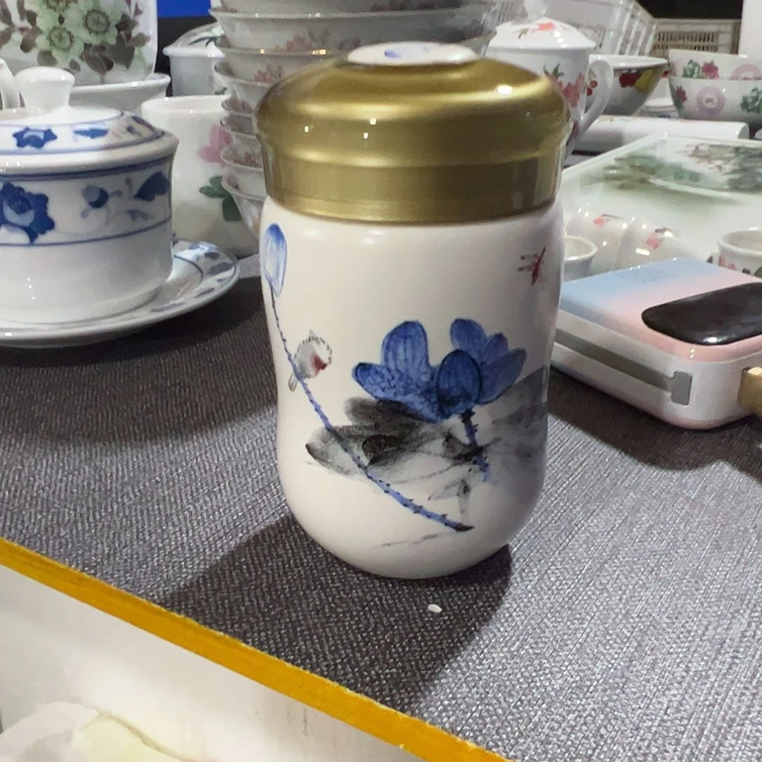 布***哈醴陵高温瓷保温杯