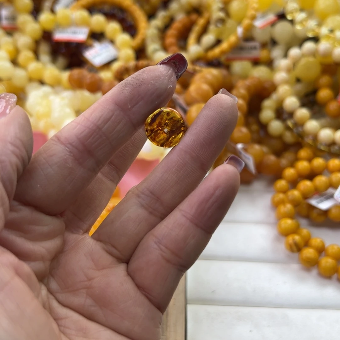 琥珀珠宝奇石未镶嵌