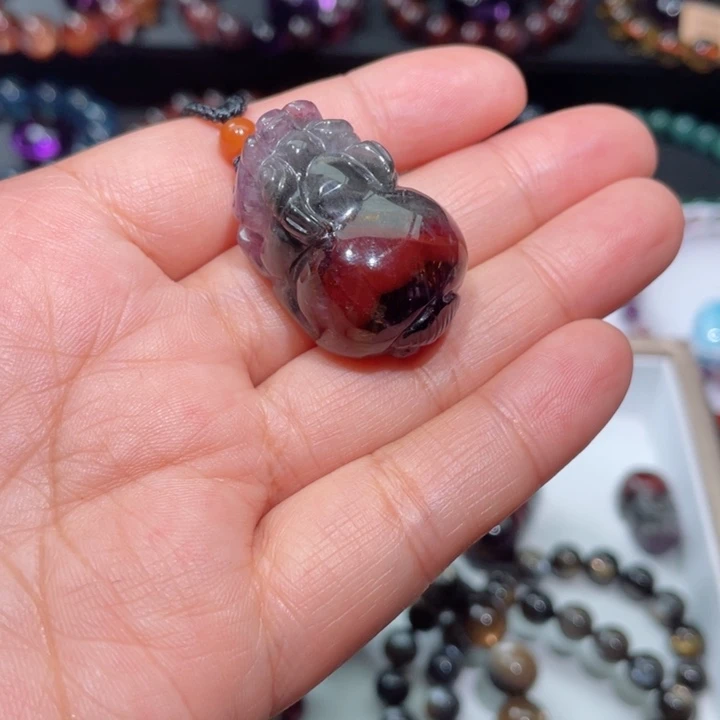 水晶颈饰未镶嵌?****u极光吊坠