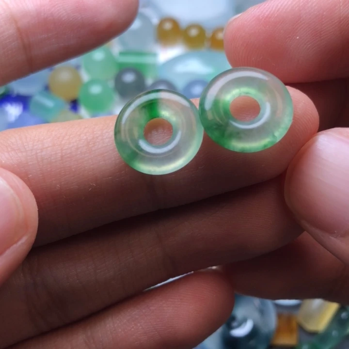 未镶嵌定制翡翠挂件