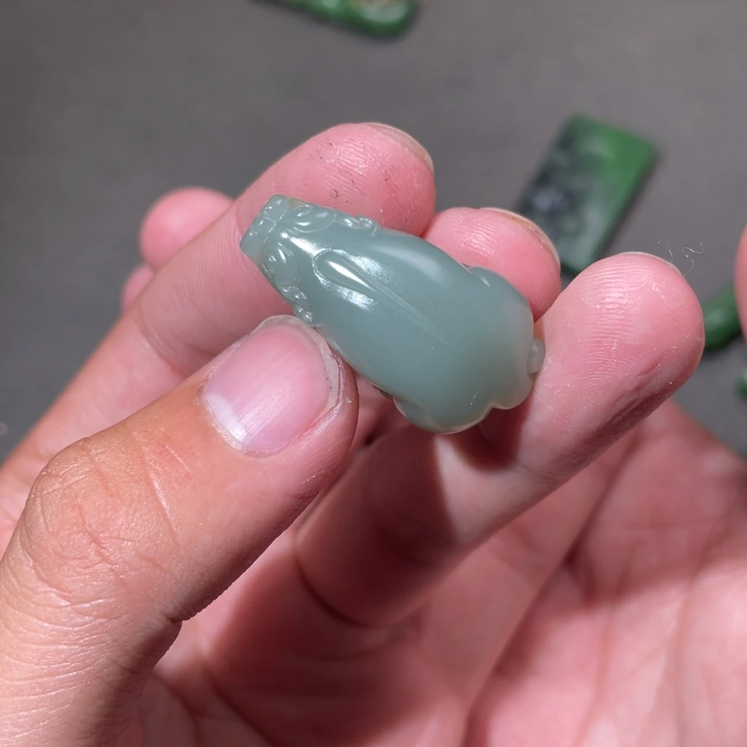 和田玉（碧玉）未镶嵌颈饰