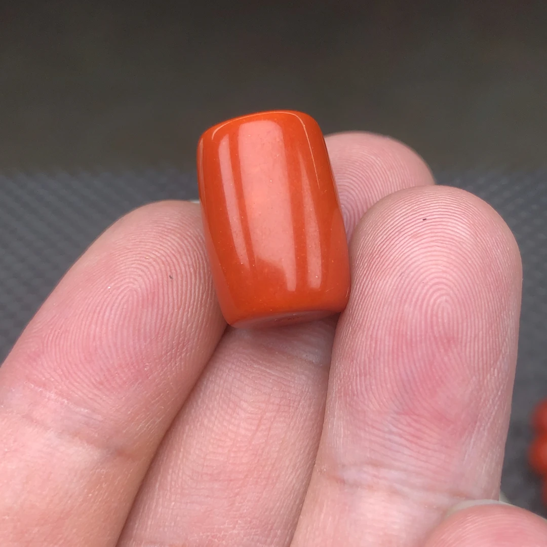 126满色满肉川料大桶珠18*12mm