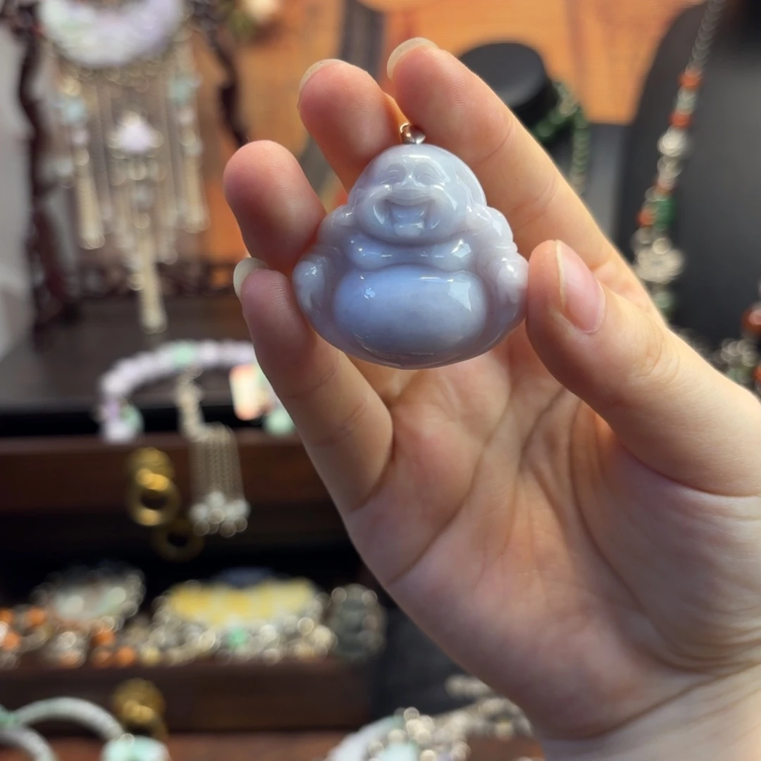 翡翠未镶嵌颈饰翡翠不退换