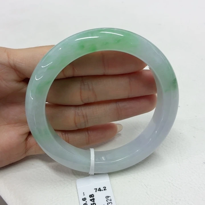 翡翠未镶嵌手镯59.6春彩