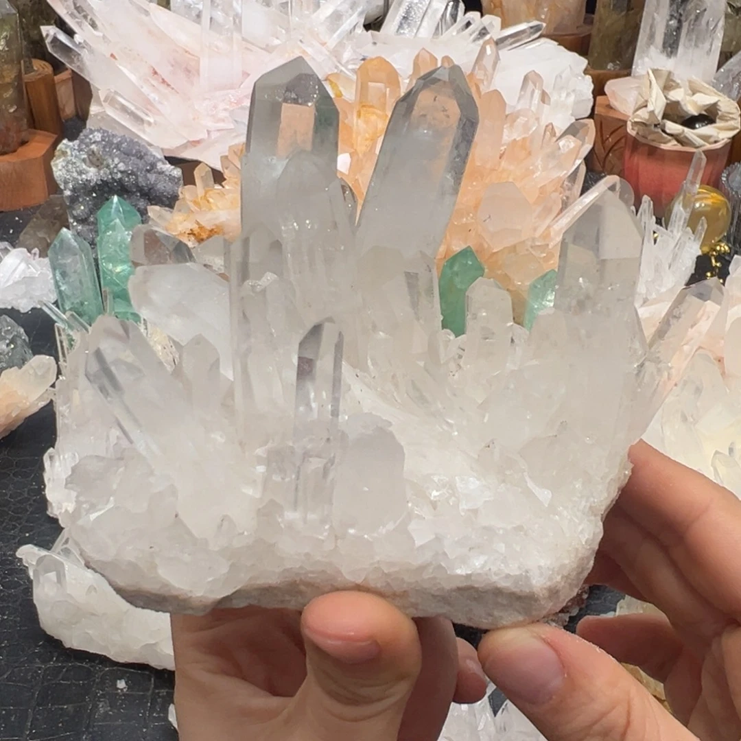 未镶嵌水晶珠宝半成品