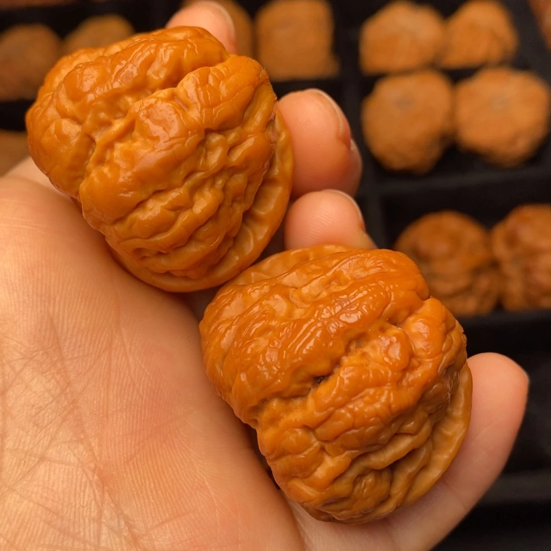 文玩核桃吊坠秦岭野生核桃