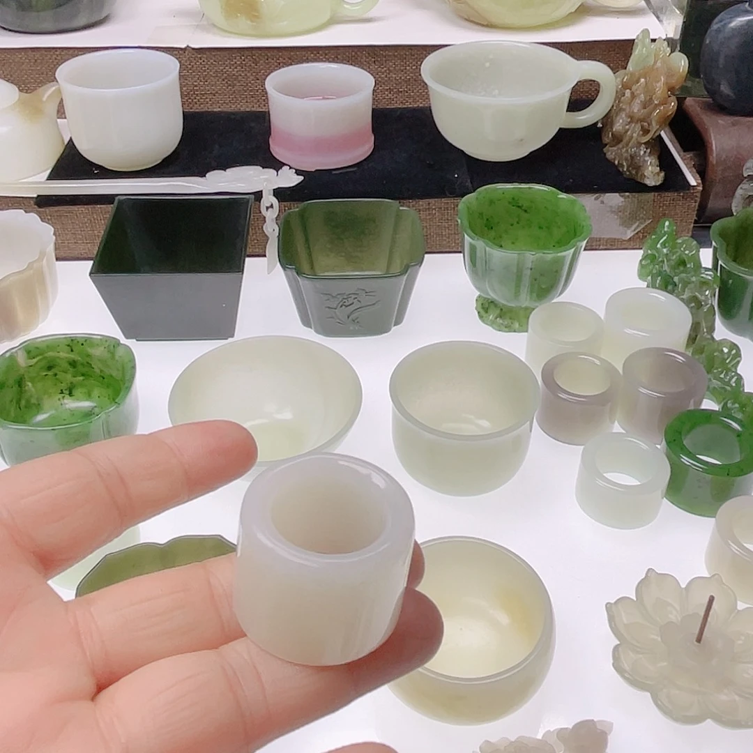 空***灵和田玉（白玉）未镶嵌挂件