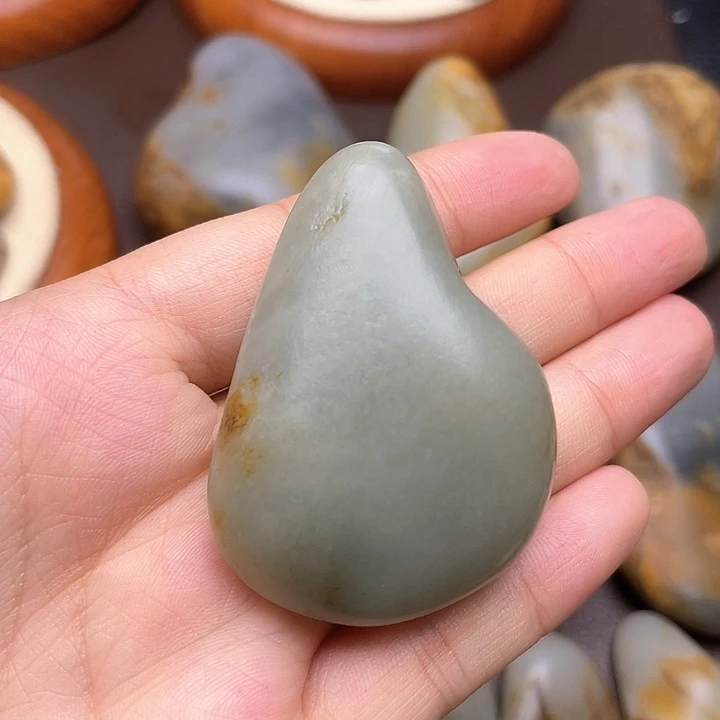 和田玉未镶嵌颈饰34