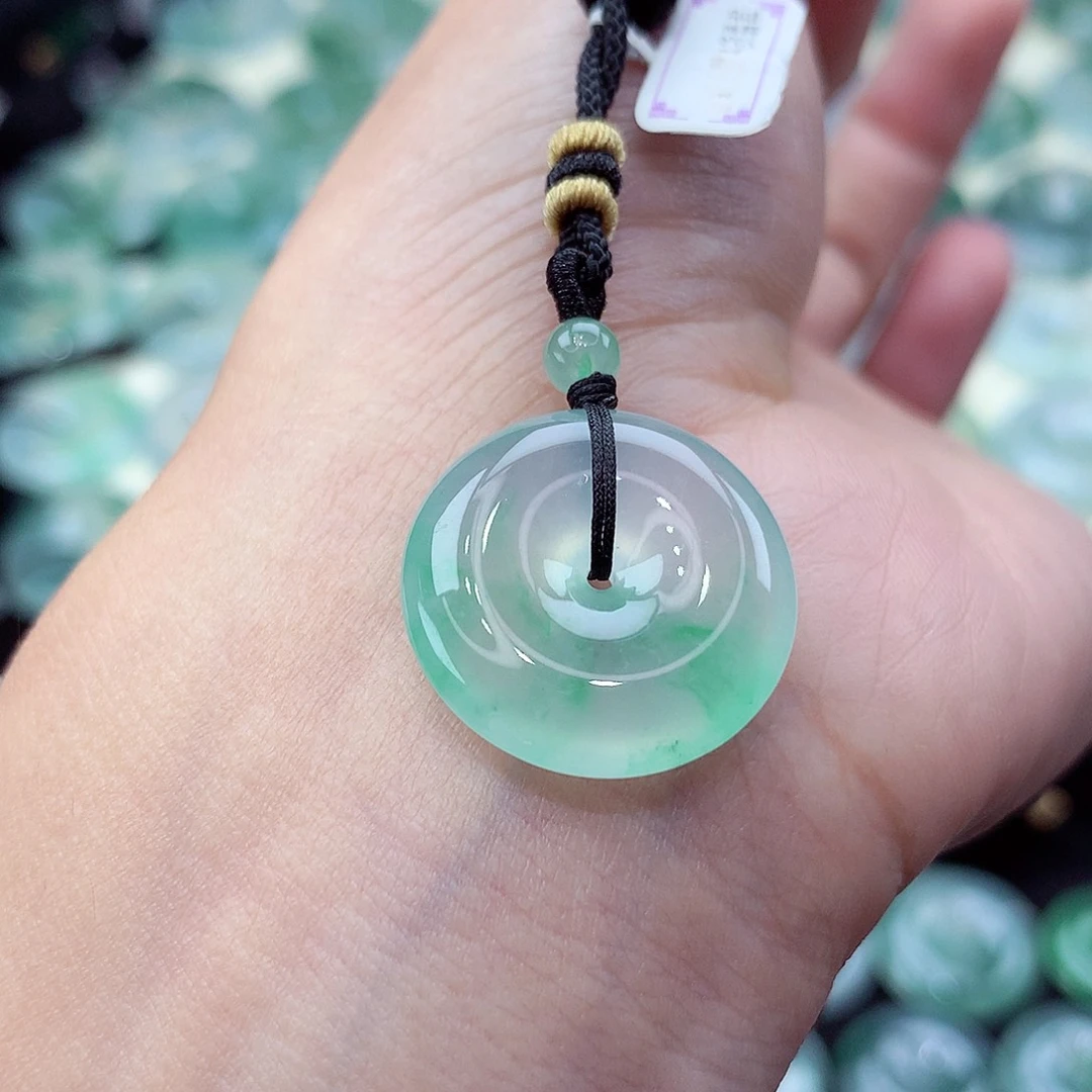 颈饰未镶嵌翡翠编号79。尺寸20.4-5.8