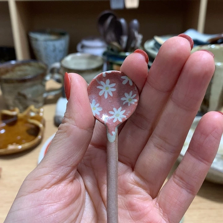 陶器哈哈哈哈哈哈哈似****8