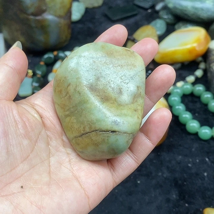 和田玉（糖玉）未镶嵌挂件