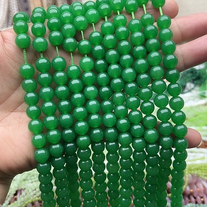 玛瑙/玉髓未镶嵌珠宝半成品一条8mm左右