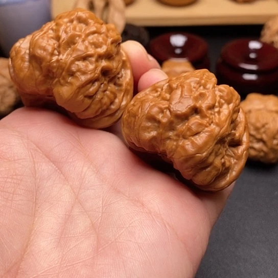 核桃42尺蛤蟆头49克重