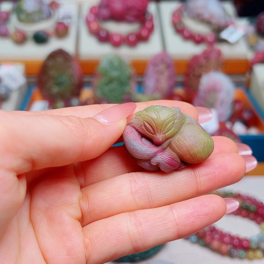 未镶嵌盐源玛瑙定制石英质玉