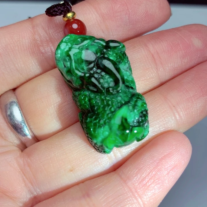 翡翠吊坠(不含链)未镶嵌