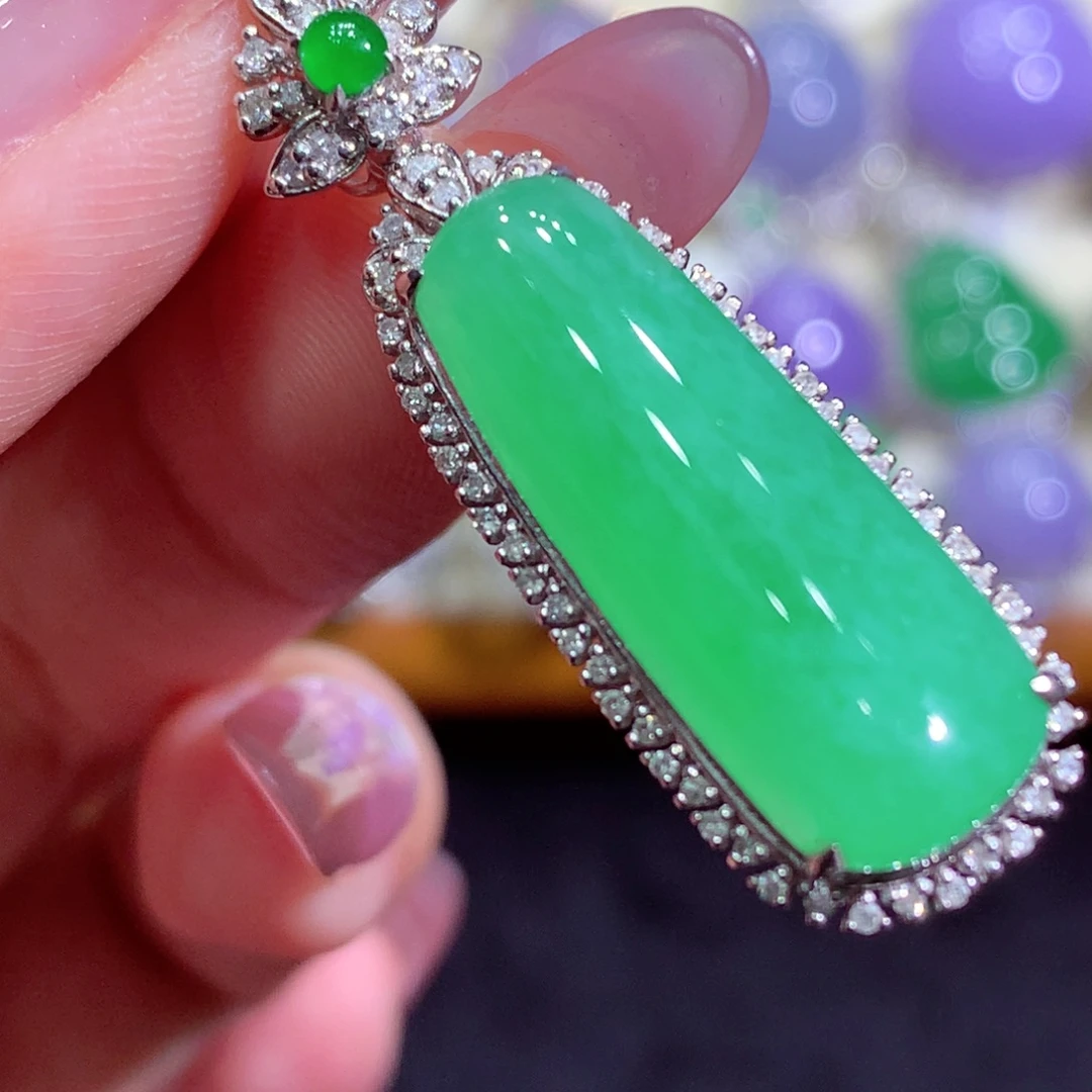 翡翠18K金镶嵌吊坠(不含链)