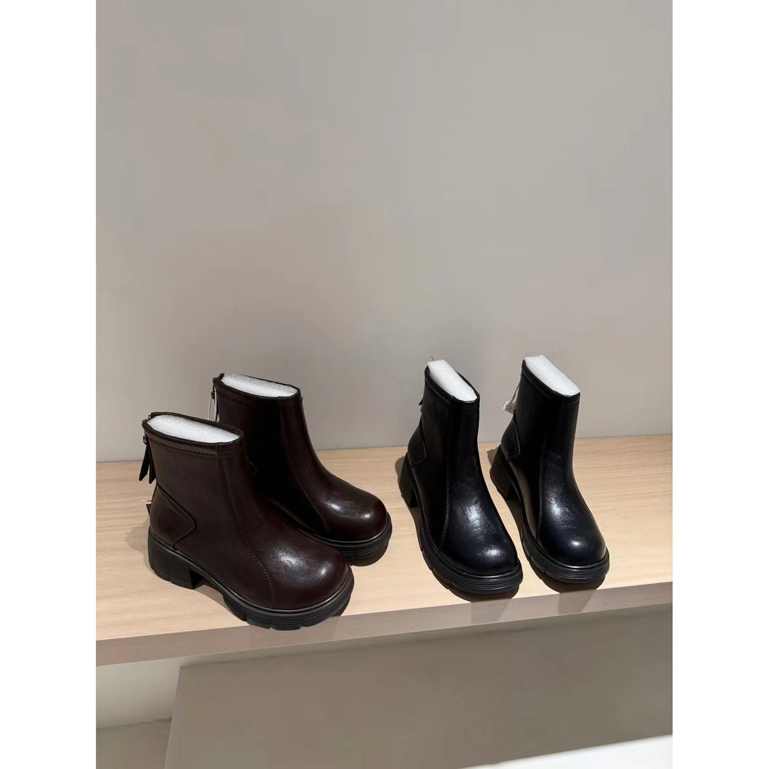 88075新款后拉链中跟舒适百搭时尚马丁靴