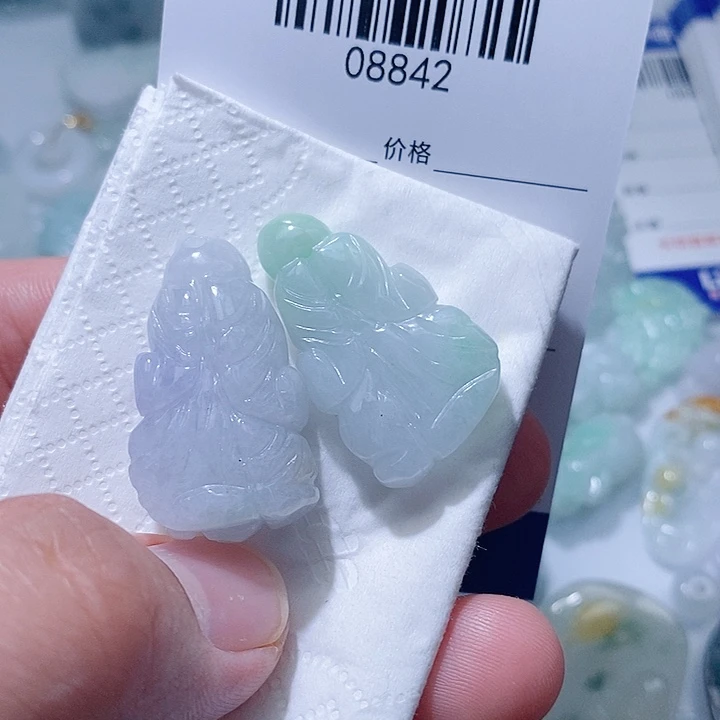 翡翠未镶嵌颈饰天光墟翡翠市场现金代购