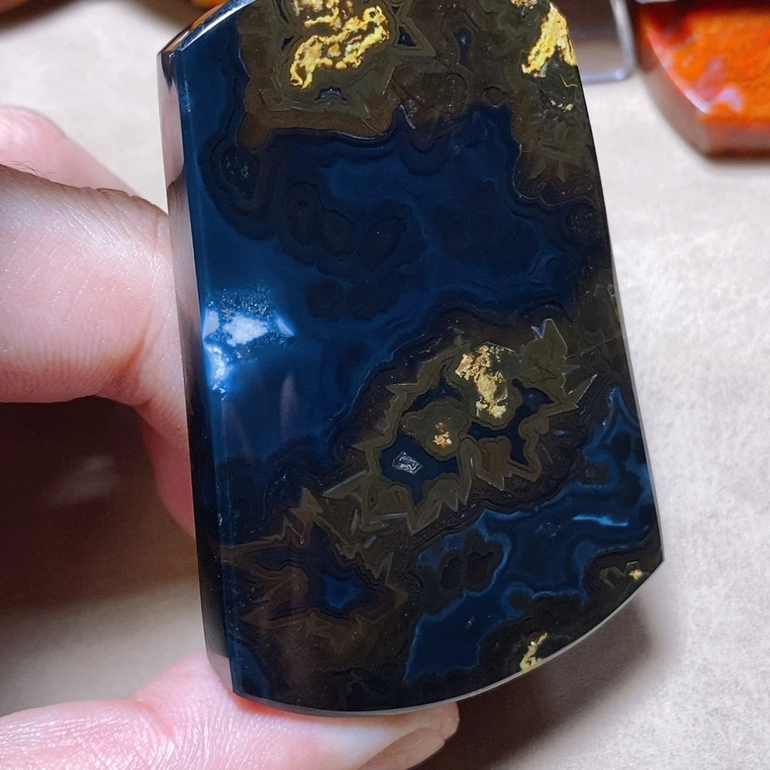 未镶嵌颈饰玛瑙/玉髓非**生