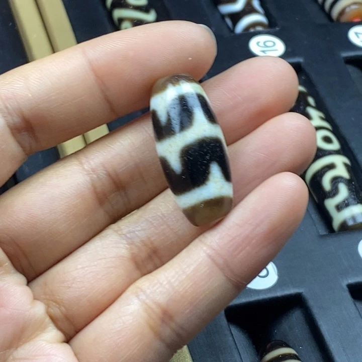 玛瑙/玉髓（覆膜）未镶嵌颈饰