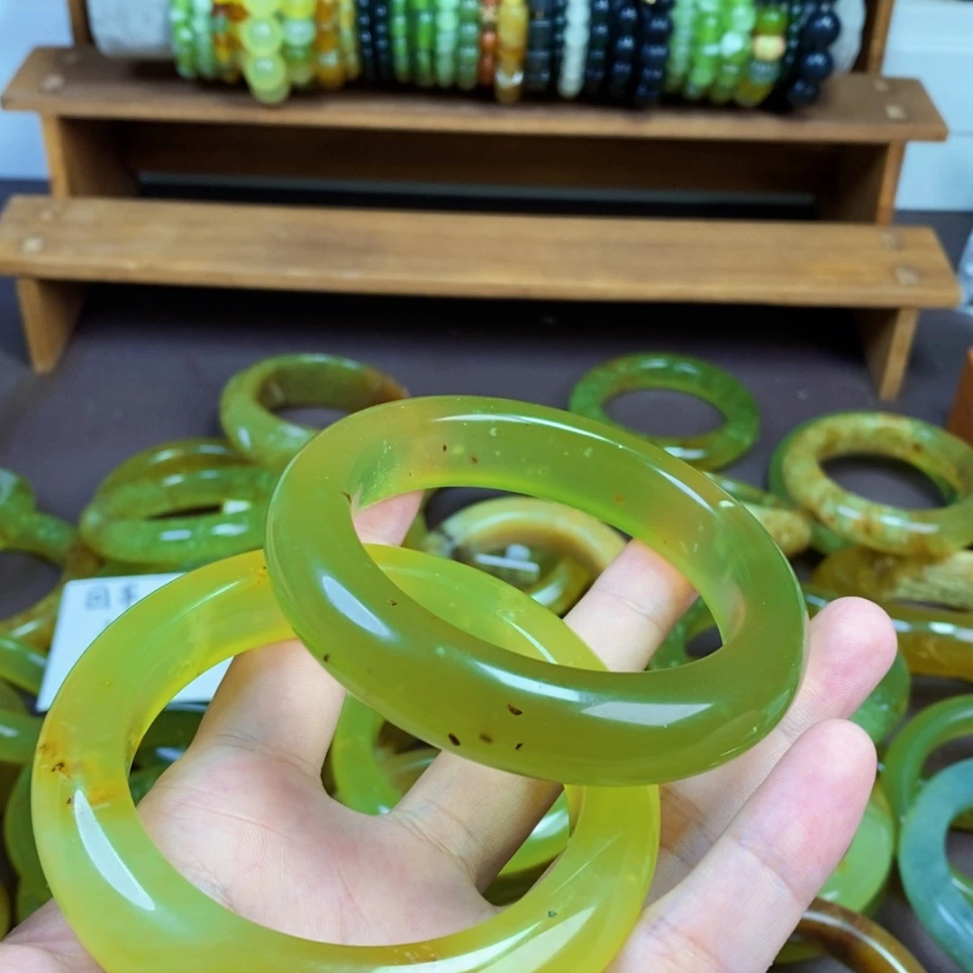 蛇纹石玉合金手镯渴****子