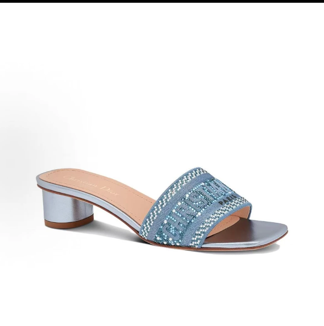 99新 DIOR/迪奥 S039 仿水晶刺绣 粗跟 时尚凉拖 女款 蓝色 37码