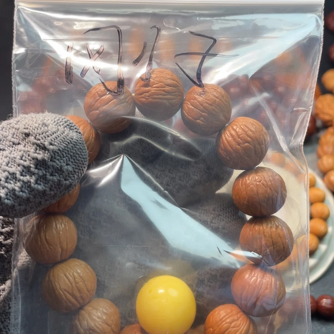 猴头核桃手串刚*聚宝盆18