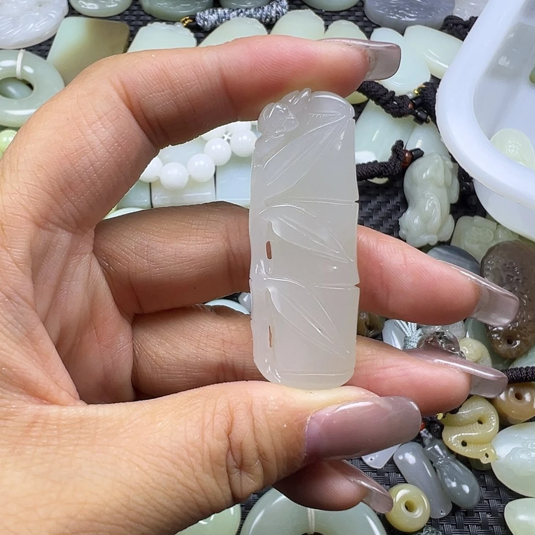 和田玉未镶嵌吊坠(不含链)卡52.8