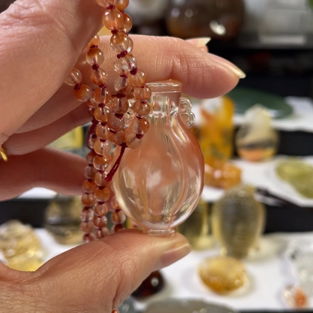 水晶吊坠(赠链)未镶嵌天然红兔毛水晶宝瓶吊坠