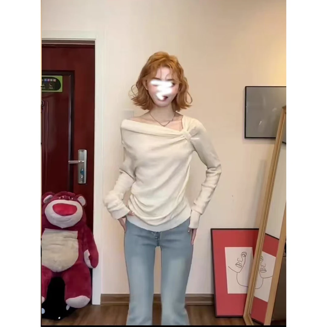 秋冬季设计感长袖T恤女松弛感大码胖MM磨毛薄绒保暖正肩上衣16037