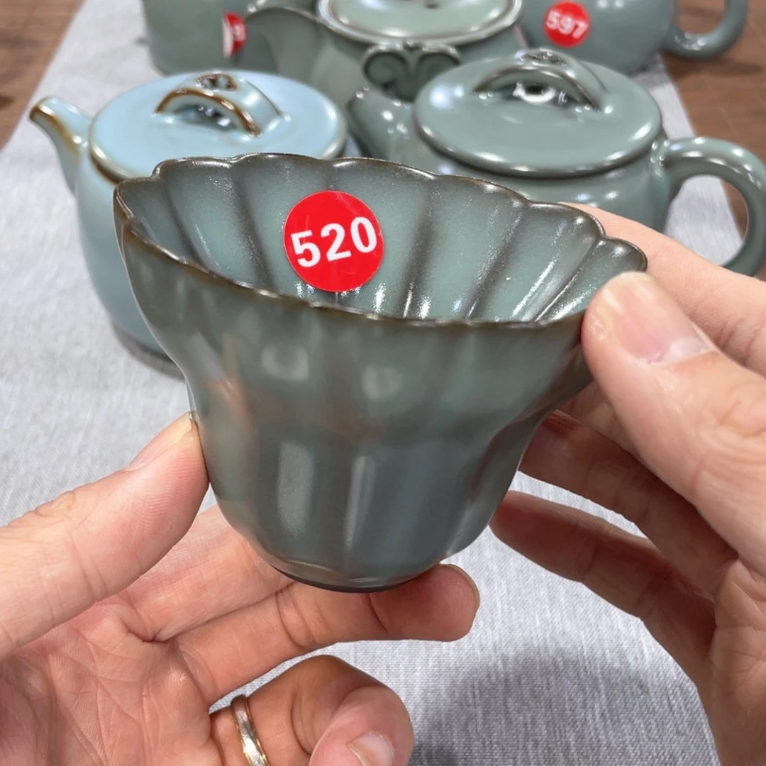 瓷片小微瑕。。。。。。。。。