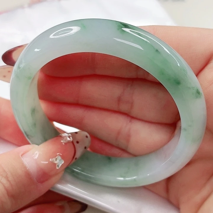 翡翠未镶嵌手镯53x590